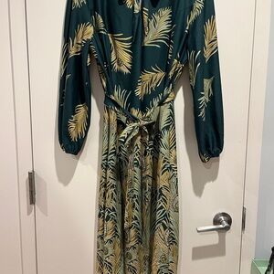70’s vintage long sleeved feather print dress